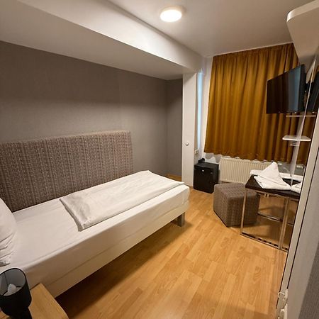 Hotel Eurocity Bruchköbel Kültér fotó