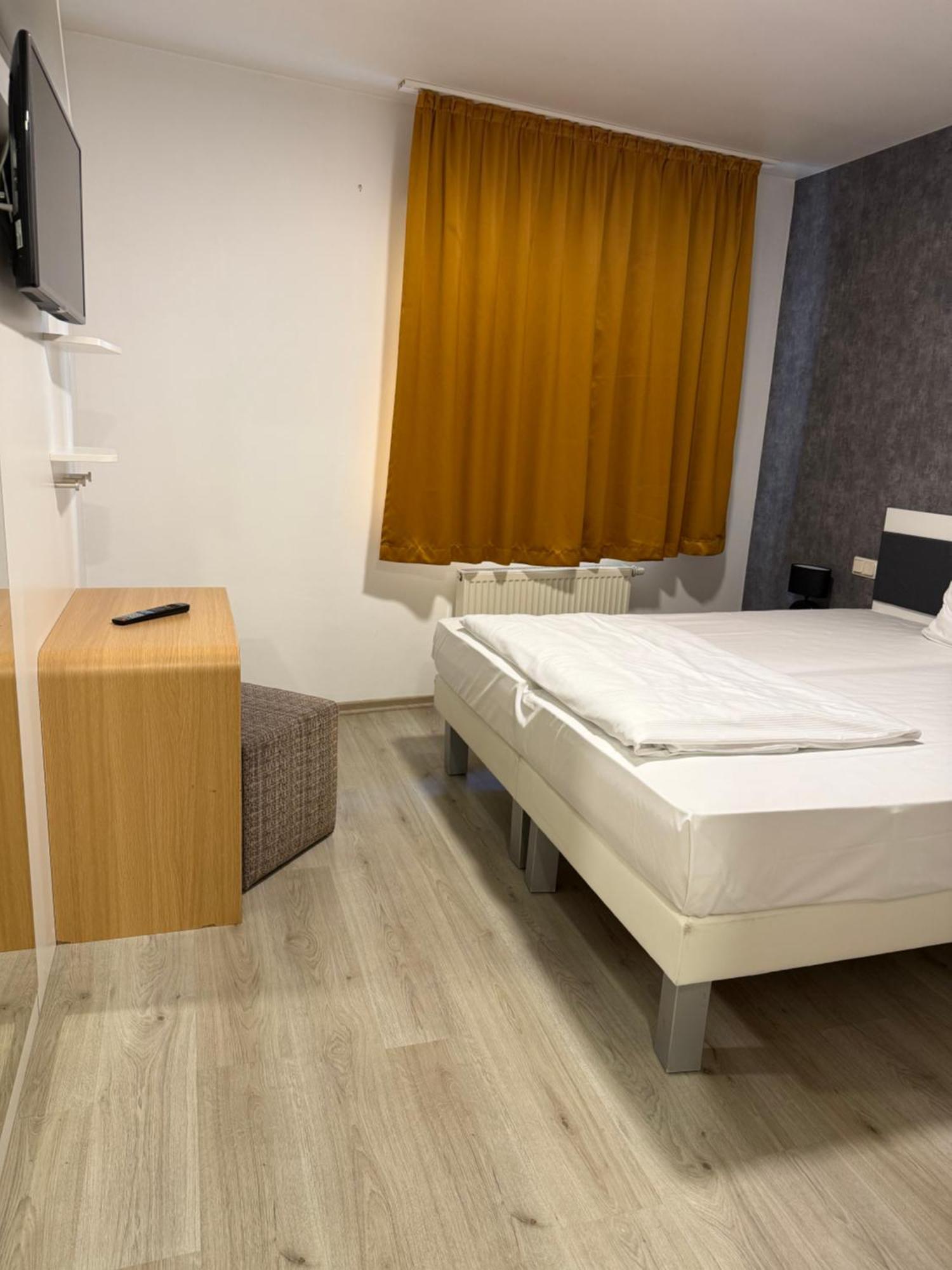 Hotel Eurocity Bruchköbel Kültér fotó