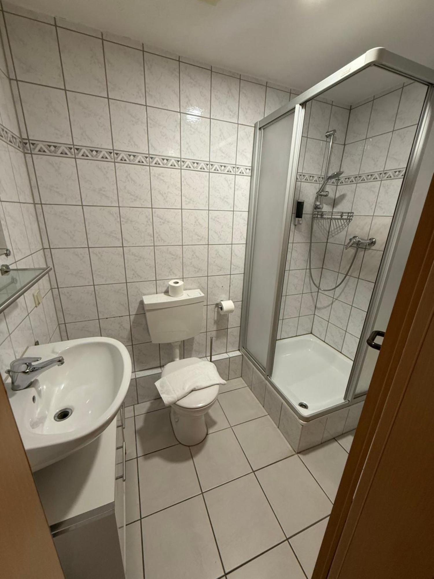 Hotel Eurocity Bruchköbel Kültér fotó